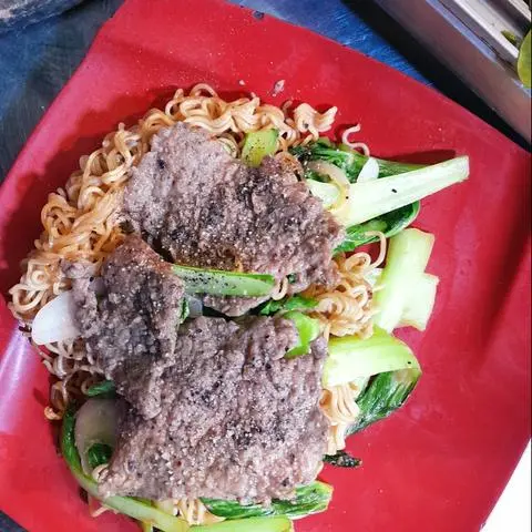 Hình ảnh Mì xào bò