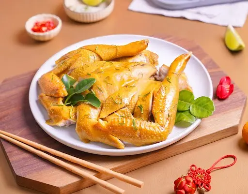 Hình ảnh Gà Ủ Muối Hoa Tiêu Nguyên Con Chặt Sẵn Kèm 3 Hũ Sốt Chấm