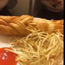 Hình ảnh 50g Phô mai hun khói kiểu Nga ( Xé sợi càng nhỏ càng ngon)