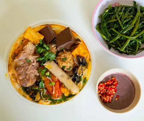 Hình ảnh CANH BÚN ĐẶC BIỆT