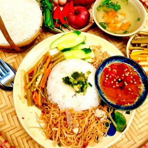 Hình ảnh Cơm tấm bì - soup