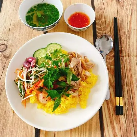 Hình ảnh Cơm Gà Xé