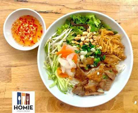Hình ảnh Bún thịt nướng truyền thống