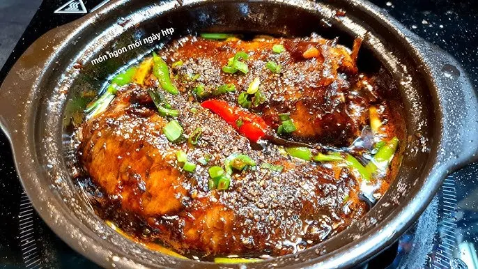 Hình ảnh Cơm Cá Rô Kho 