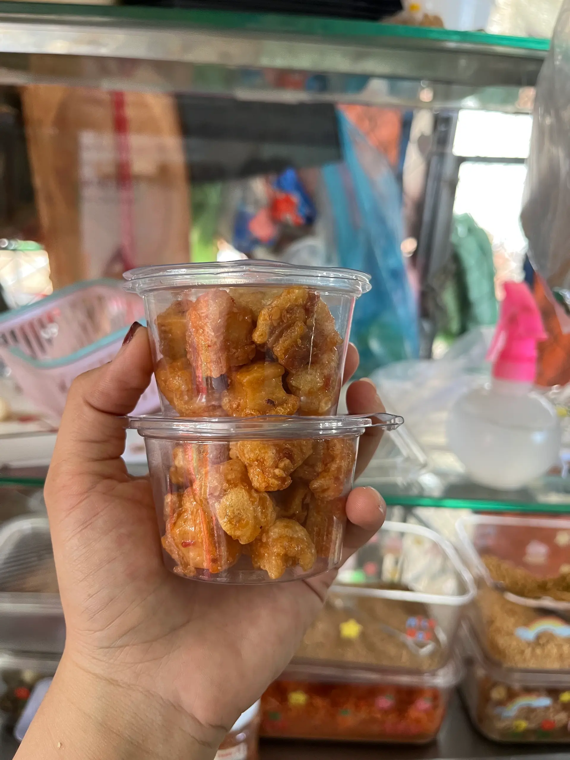 Hình ảnh 1 hủ tóp mỡ thêm 