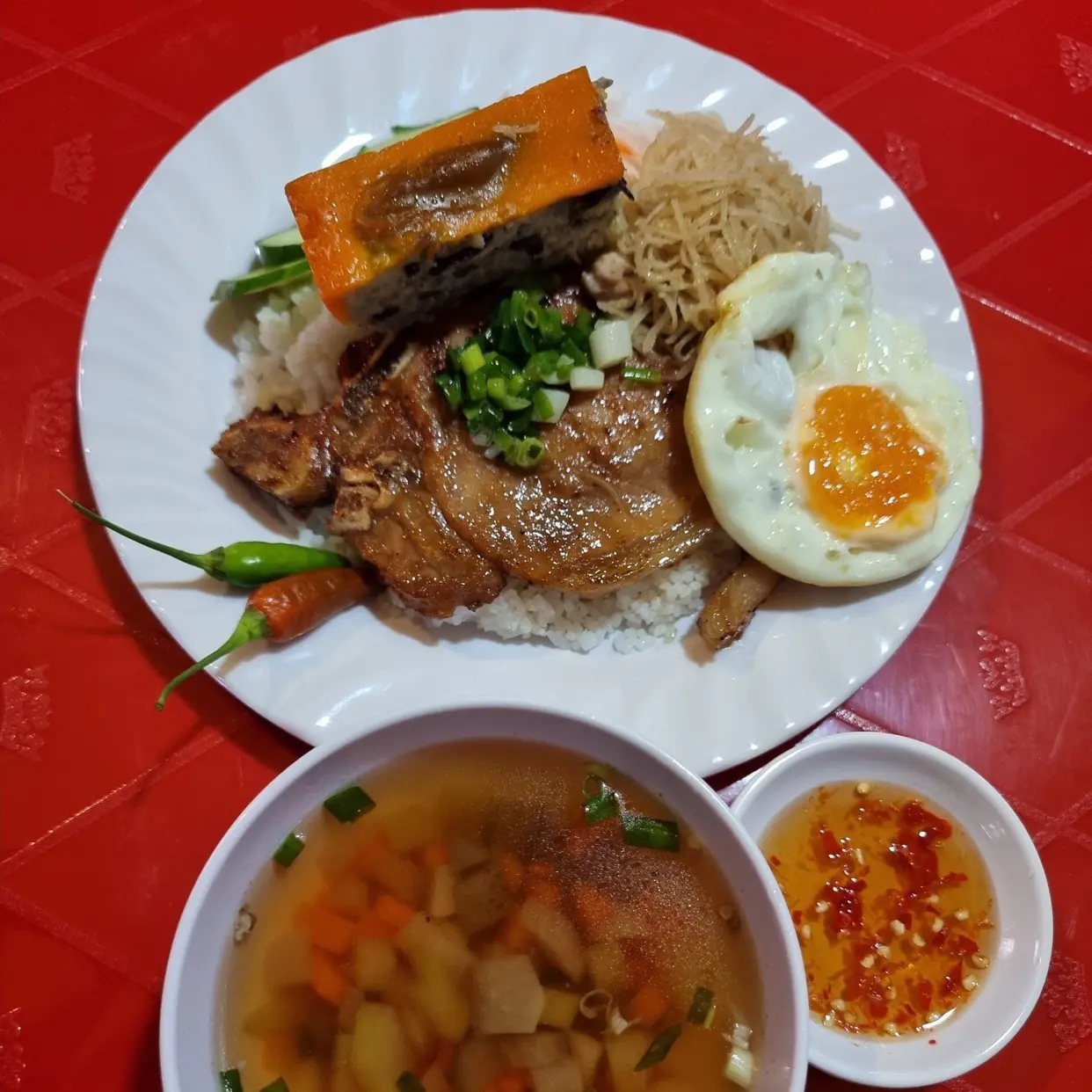 Hình ảnh Sườn Bì Chả Trứng