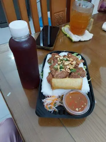 Hình ảnh bánh hỏi thịt nướng+ sâm lạnh