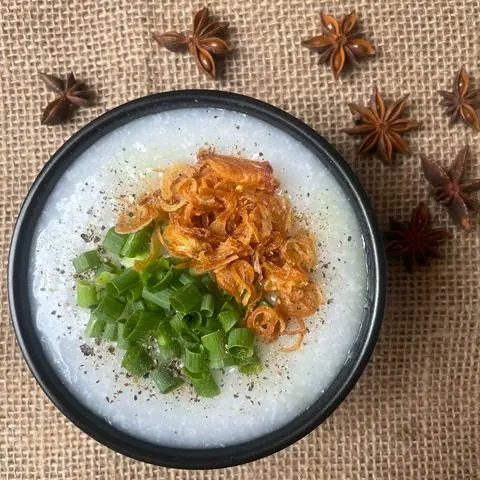 Hình ảnh cháo thêm ( cháo nước hầm xương )