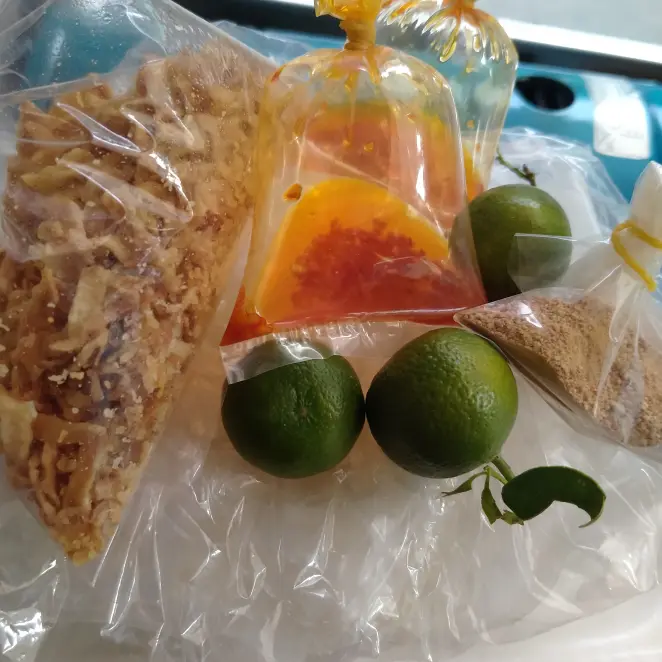 Hình ảnh Bánh Tráng Muối Nhuyễn Hành Phi (tự trộn)