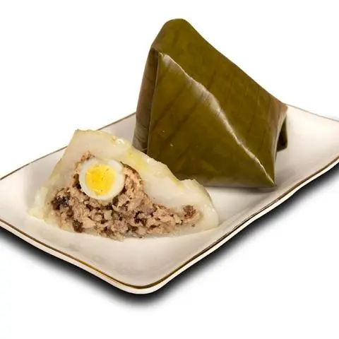 Hình ảnh Bánh giò trứng cút 