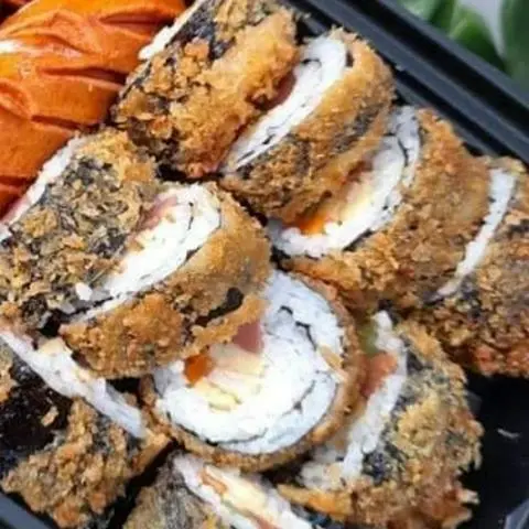 Hình ảnh Cơm Cuộn Chiên Giòn 1 Cây