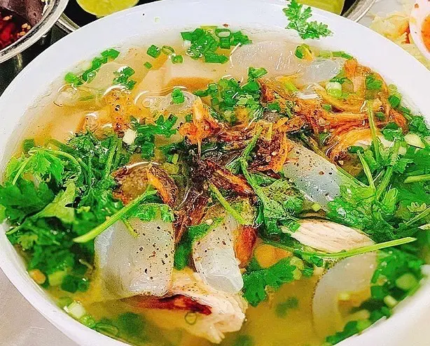 Hình ảnh Bánh canh sứa + chả