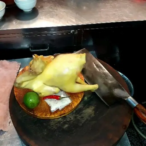 Hình ảnh Gà nguyên con Chặt ra