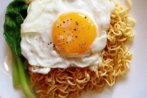Hình ảnh Mì Xào Trứng