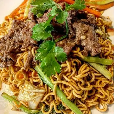 Hình ảnh mì xào bò 
