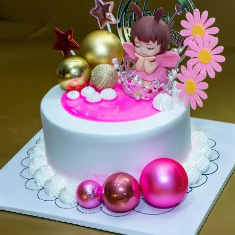 Hình ảnh Bánh kem sữa tươi 16cm