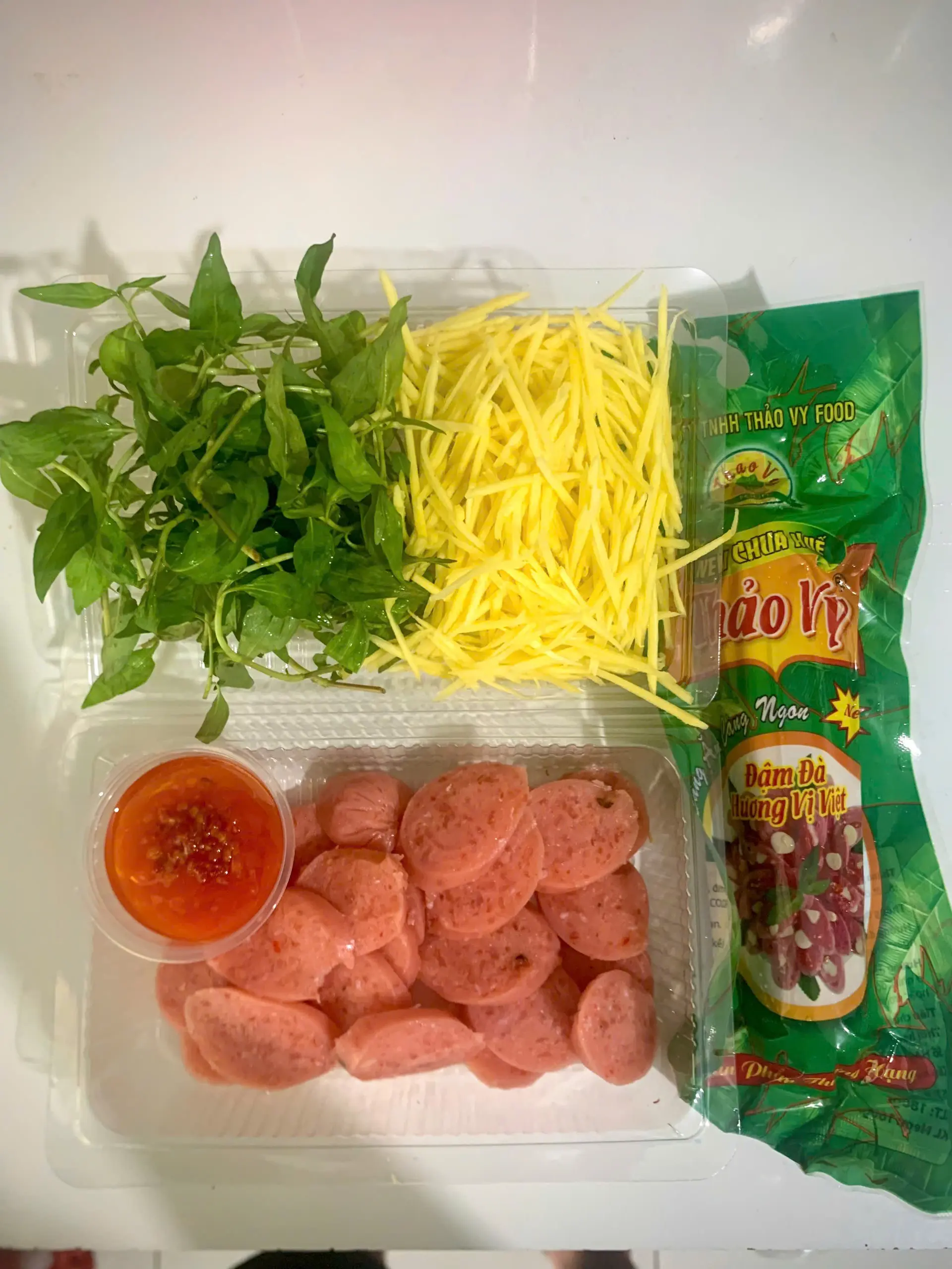 Hình ảnh Nem Huế Thảo Vy Cắt Sẵn(1cây)
