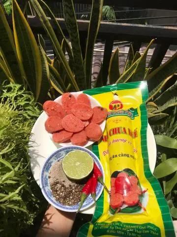 Hình ảnh Nem chua Huế