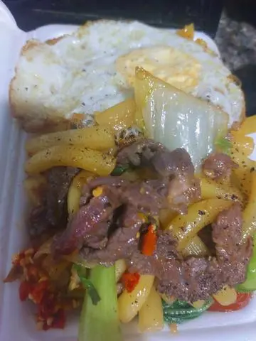 Hình ảnh Nui Xào Bò Trứng