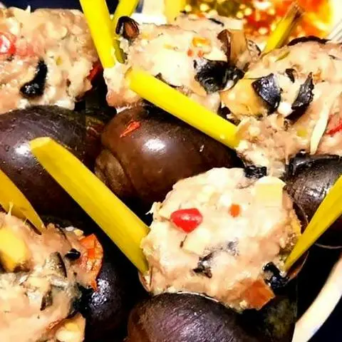 Hình ảnh Ốc bưu nhồi thịt
