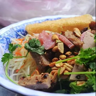 Hình ảnh Bún nem nướng - pepsi