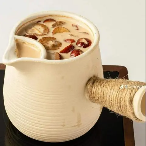 Hình ảnh Trà Sữa Nướng Đất Nung Vân Nam Ô Long