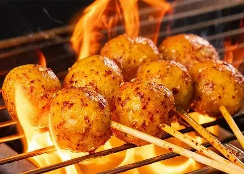 Hình ảnh 墨鱼爆蛋3串/ Chả Mực Trứng 3 Xiên