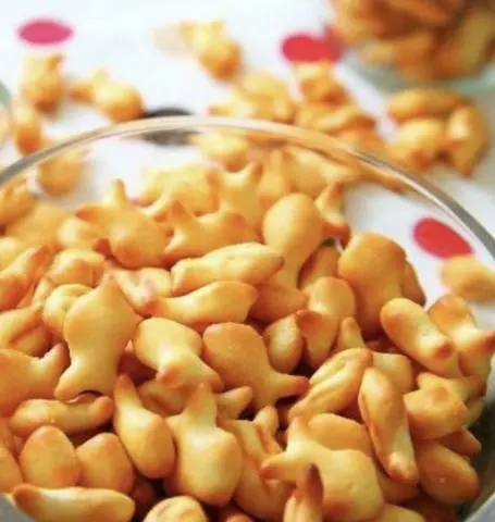 Hình ảnh BÁNH CÁ MẶN (200 GRAM)