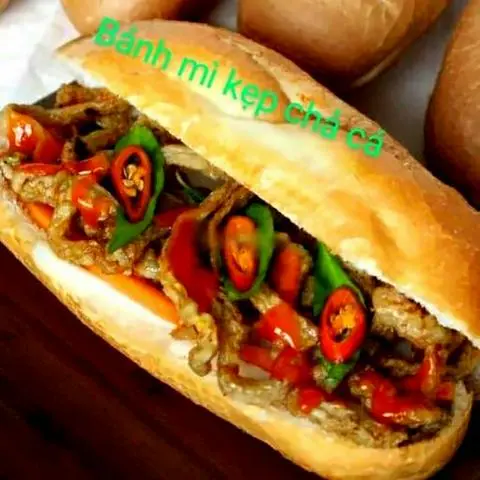 Hình ảnh Bánh Mì Chả Cá Nha Trang