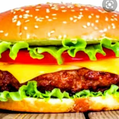 Hình ảnh Humburger bò - thịt chả