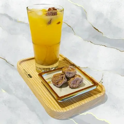 Hình ảnh Cam ô mai (xí muội)