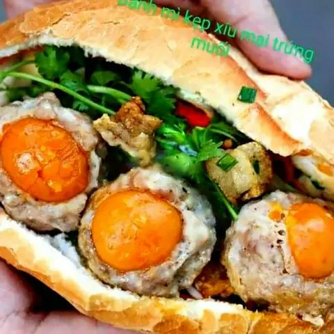 Hình ảnh Bánh Mì Xíu Mại