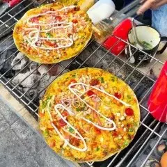 Hình ảnh Bánh Tráng Nướng Xúc Xích