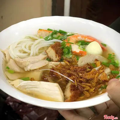 Hình ảnh Bánh canh đầy đủ có Tôm