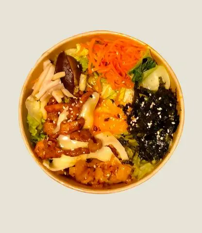 Hình ảnh Cơm Trộn Heo Tỏi Cay Phomai