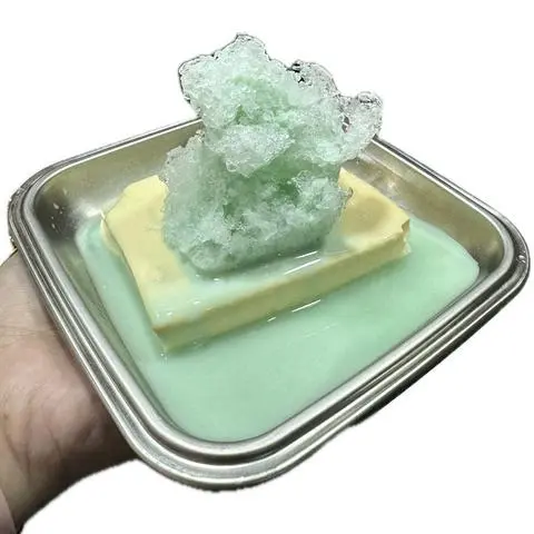 Hình ảnh Bánh flan sốt bạc hà