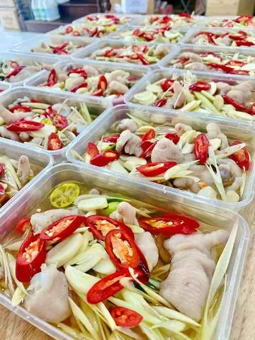 Hình ảnh chân gà xã tắc rút xương 
