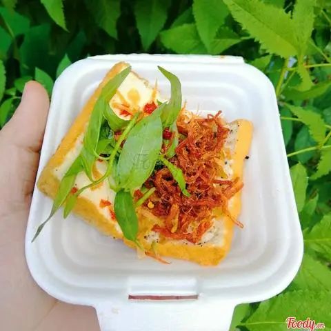 Hình ảnh Combo 1 đậu hủ chiên khô bò - 1 đậu hủ chiên trứng cút