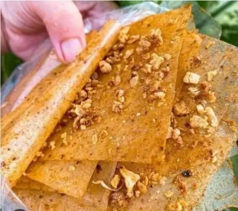 Hình ảnh Bánh tráng Muối tỏi