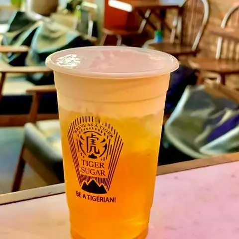 Hình ảnh Trà kiều mạch kem sữa (L)