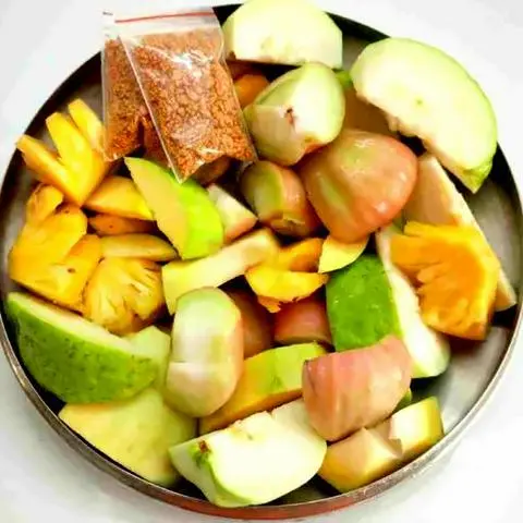 Hình ảnh Thơm - Cóc - Ổi   600g - Muối Tôm
