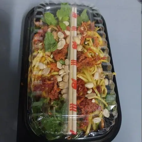 Hình ảnh BÁNH TRÁNG TRỘN DẺO PHƠI SƯƠNG