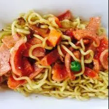 Hình ảnh Mì Xào Xúc Xích