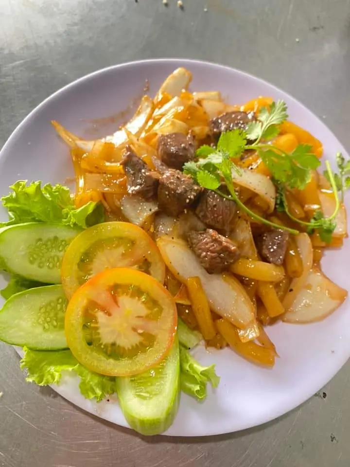 Hình ảnh nui xào tôm cải