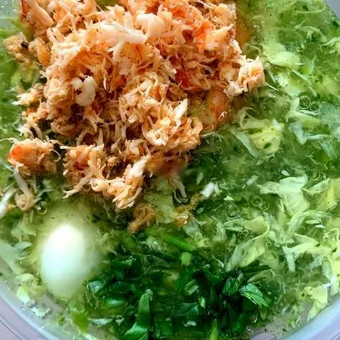 Hình ảnh Súp cải bó xôi cua em bé