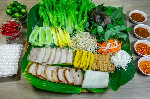 Hình ảnh Mẹt cuốn đặc biệt