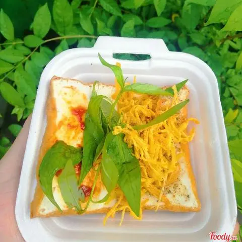 Hình ảnh Combo 1 đậu hủ chiên khô gà - 1 đậu hủ chiên trứng cút