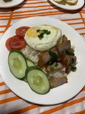 Hình ảnh  ba rọi + trứng chiên