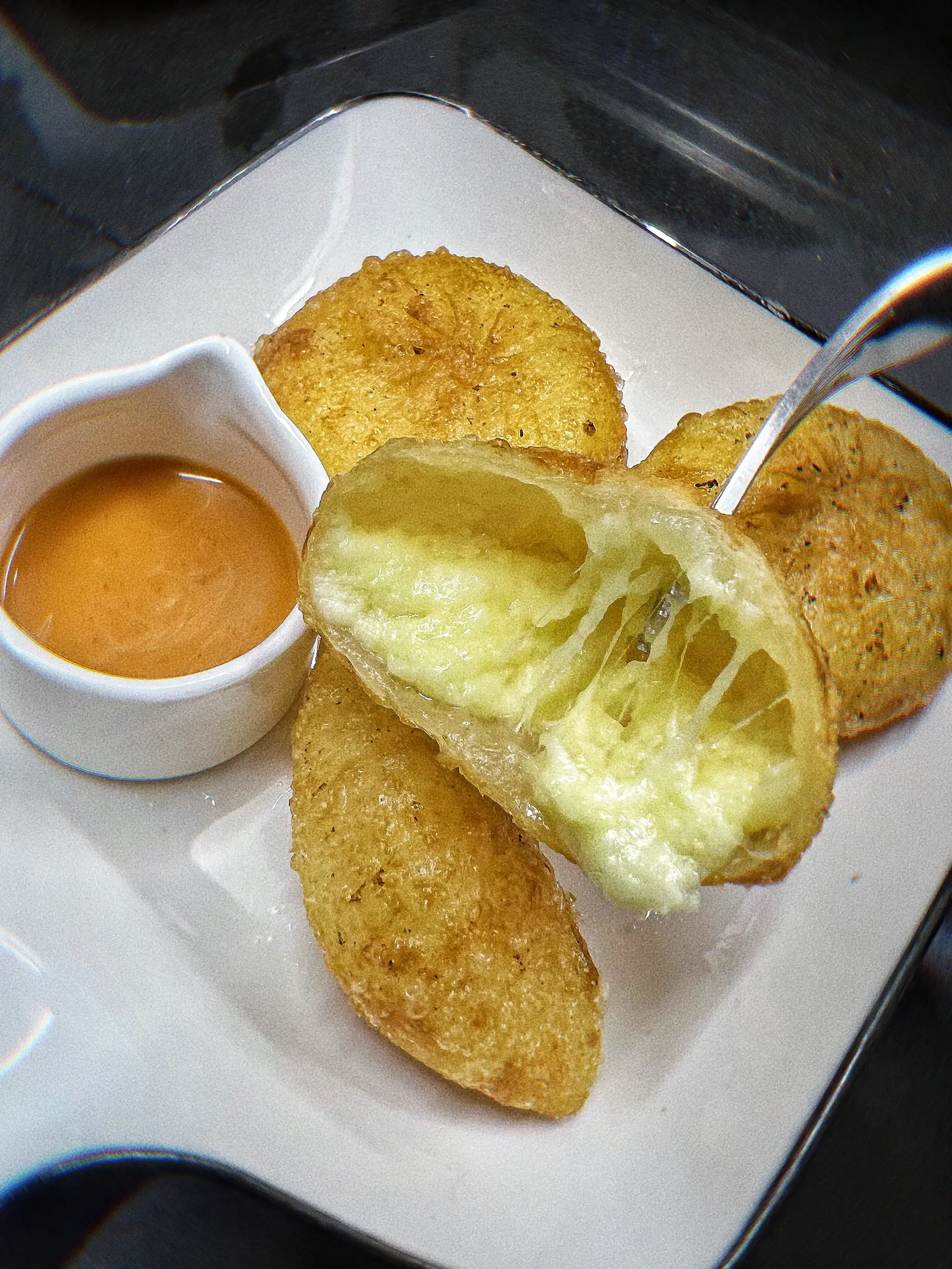 Hình ảnh BÁNH HOT CHEESE CHIÊN SỐT PHÔ MAI