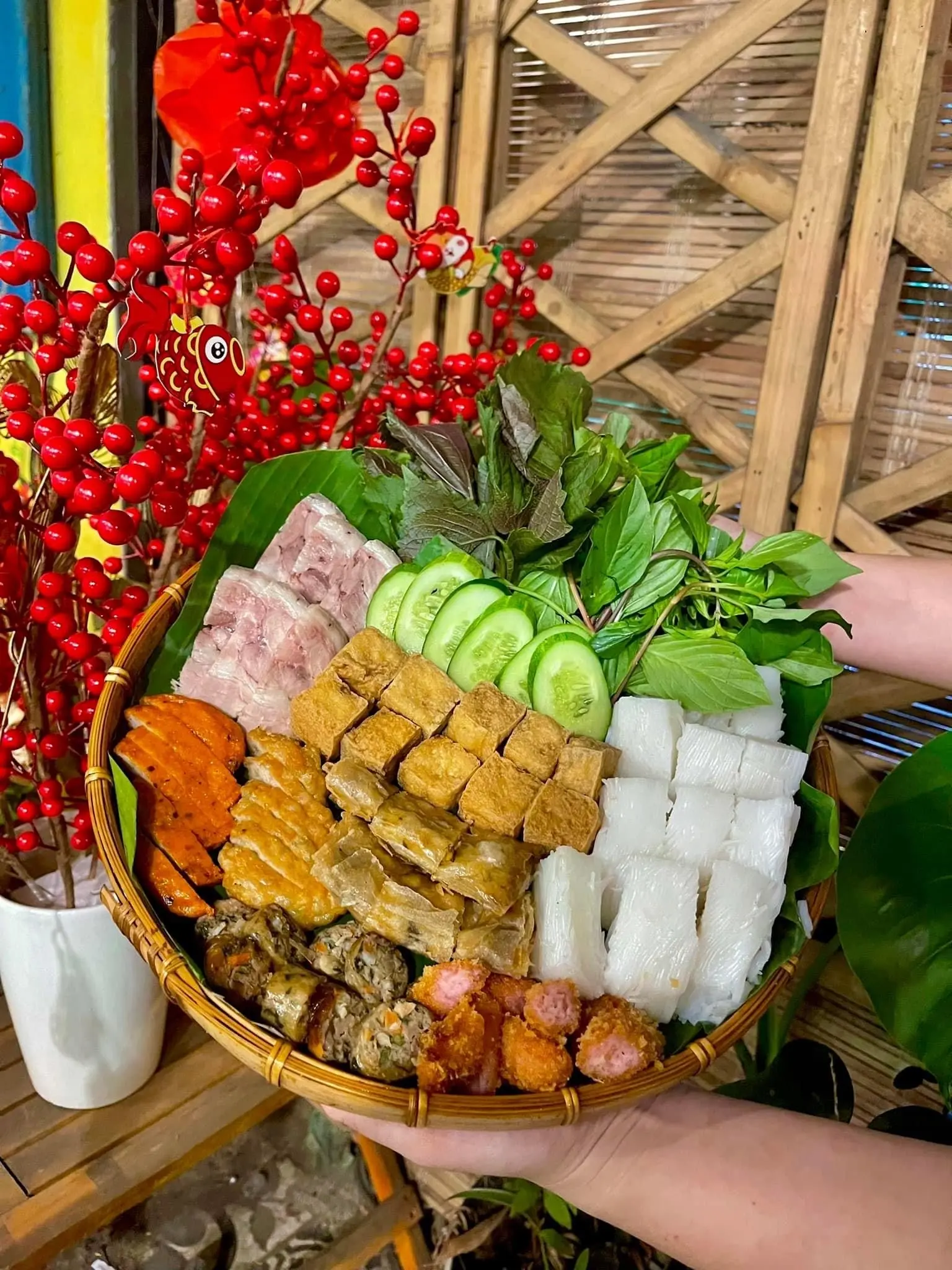 Hình ảnh Dính Tá Lả  (phần 3 người )